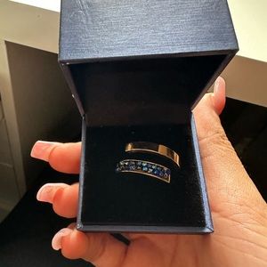 blue and gold ring